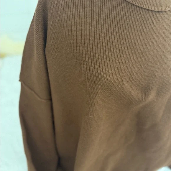 Elegant Brown Crew Neck Sweater - Picture 4 of 13